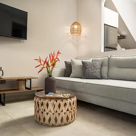 Villa Alpha Waves By Banana *